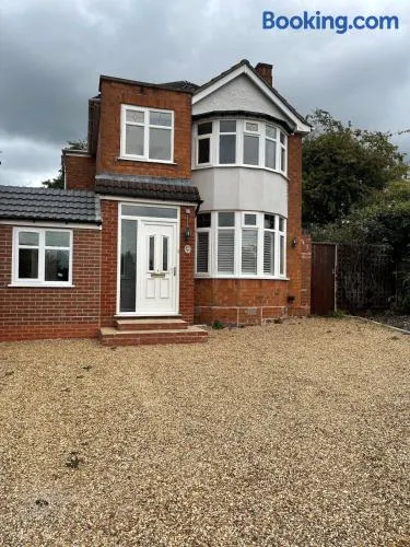 Luxury Detached holiday home Near BHX, JLR, NEC - Image 1
