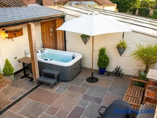 The Nest Close to York with Hot Tub - Image 1