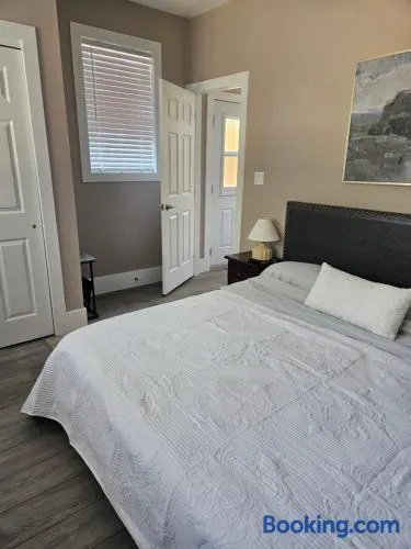 Britannia B + B - Image 1