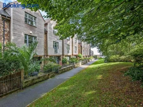 4 Bed in St. Austell oc-41199 - Image 1