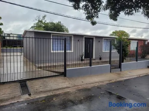 Casa completa con muchas comodidades - Image 1