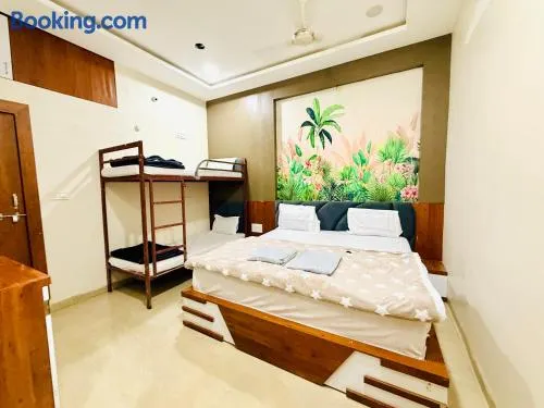 Hotel Maheshwar's Stay - Image 1