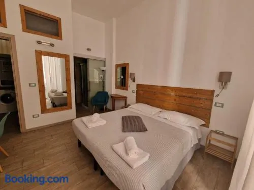 Chez Luna Cozy Next to Termini Rome - Image 1