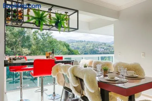 APT MODERNO À 60 METROS DO TERMAS - Image 1