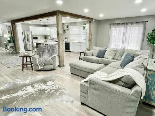 Rustic Chic in Charming Center Grove w Fenced Yard - Image 1