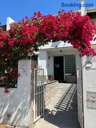 Bing Garden Guesthouse - Image 1