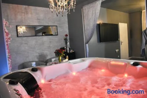Luxury & Love - Professional Jaccuzzi and Spa - Image 1