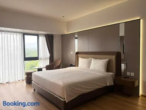 ASEAN MINH NGUYỆT Hotel - Image 1