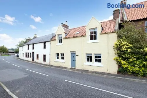 2 bed Haywood Cottage with garden - Image 1