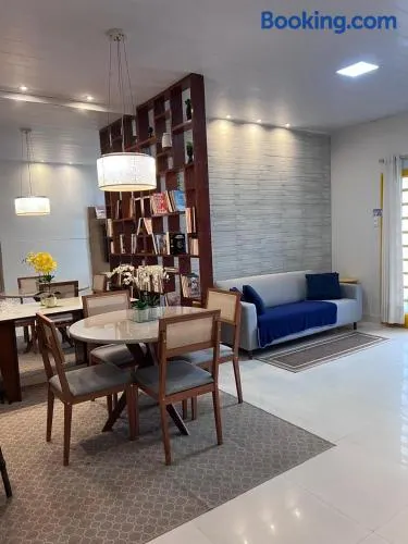 Casa em vila residencial- excelente localização - Image 1