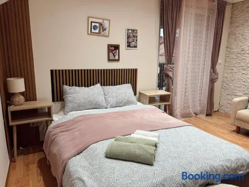 Cozy Family House - Image 1