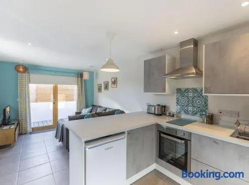 Stones Throw Studio Apartment Bude Cornwall - Image 1
