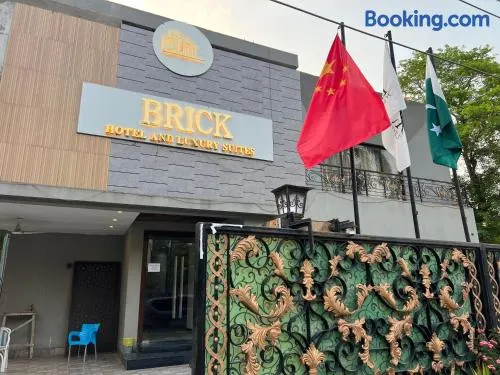 brick hotel & luxury suites - Image 1
