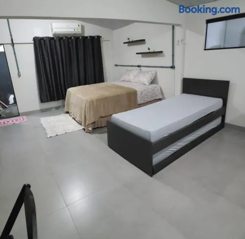 Espaco confortavel, tudo novo, reserve com pelo menos 1h de antecedencia - Image 1