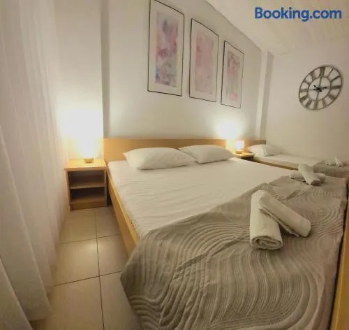 Gago Apartments - Image 1