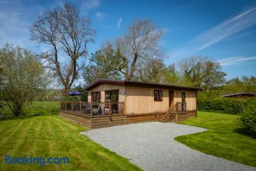 Ash Lodge - Image 1