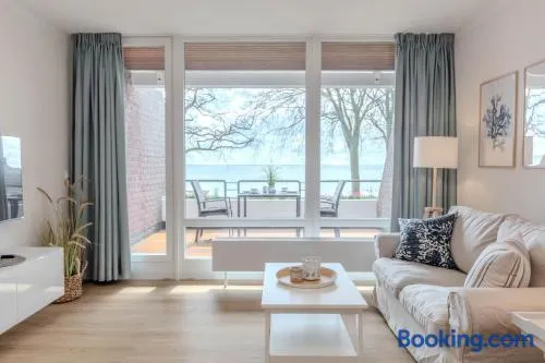 Cozy Up Strandsuite - Image 1
