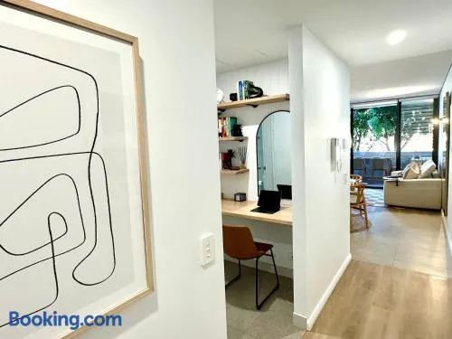 Chic 1BR Walk to Coogee Sands & Hospital - Image 1