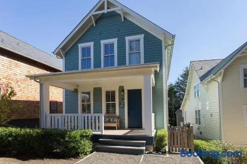 Hannahs Haven by Seabrook Hospitality - Image 1
