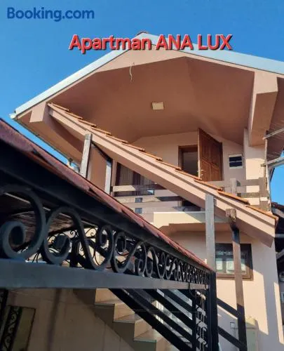 Ana LUX - Image 1