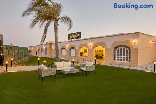 Le Royal Marina Hotel - Image 1