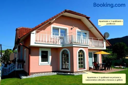VILA RIVIÉRA so súkromnou vírivkou a dva samostatné apartmány - Bešeňová Liptov - Image 1