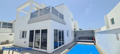 Luxury Villa Zen - Image 1