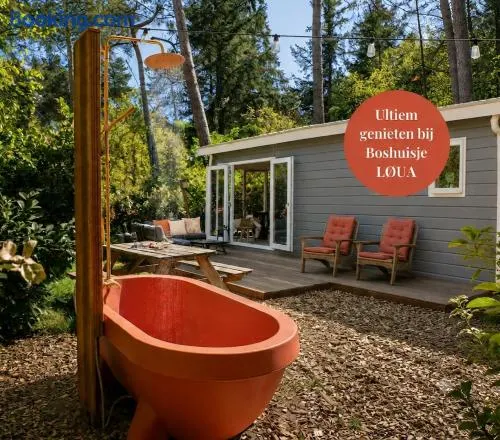 Romantisch boshuisje met privé buitenbad - Image 1