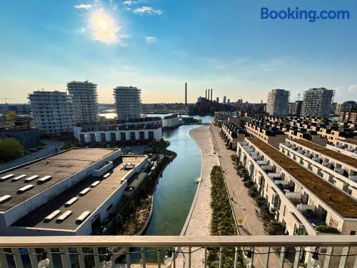 Modern Apartment with Amazing Views - Image 1