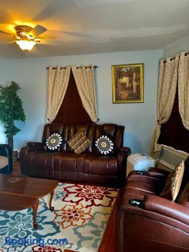 Stylish, Cozy 2BR Private Apt, 2nd Floor, Scenic View, Well-Appointed, Near Providence, MA, RI Line, I-95 Access - Image 1