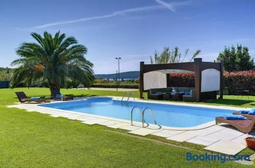Villa Sunny Flowers - Image 1