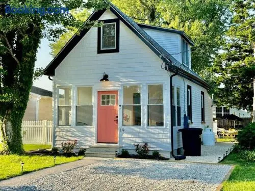 Miami Beach Villas NJ Loft Style Cottage - Image 1