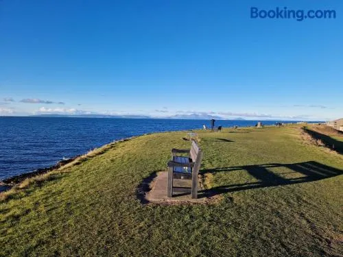 Seaview Retreat - Image 1