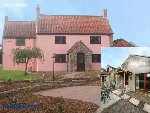 A nicely presented friendly comfortable ECO cottage - Image 1