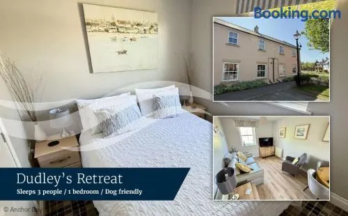 Dudleys Retreat - Part of the The Bay Filey Holiday Village with pool, gym and direct beach access, pub, restaurant, tennis and meadows walks - Image 1