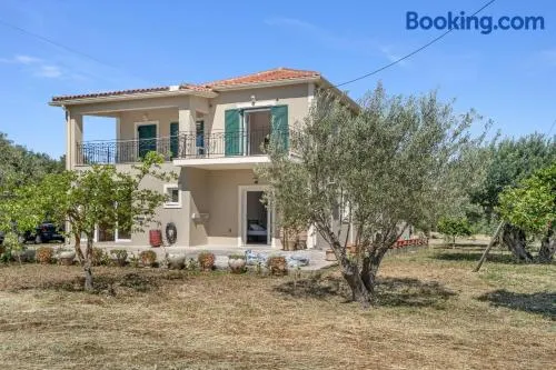 Panagis Apartments - Image 1