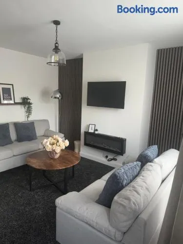 Modern, fresh Yorkshire home - Image 1
