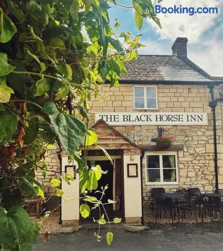Stables at The Black Horse Inn - Image 1