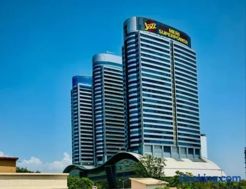 Guest House Near Movenpick hotel Centururs and Centurus Mall islamabad - Image 1