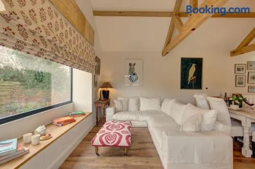 Pheasant Cottage - Image 1