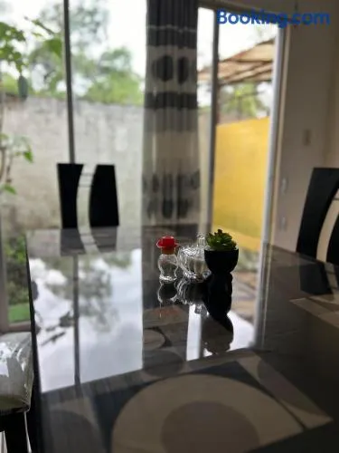 Dulce Hogar 01 - Image 1
