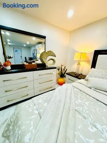 Belmont Lux Escape - Image 1