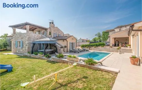 Lovely Home In Pula With Sauna - Image 1