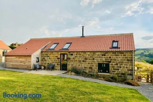 Green End Farm Cottages - The Cow Barn - Image 1
