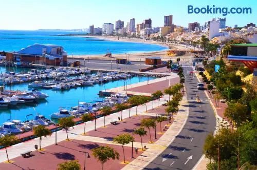 Sunny Escape in El Campello - Image 1