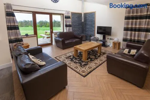 1 Eden at Williamscraig Holiday Cottages - Image 1