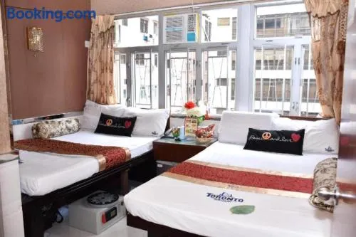 London Guest House - Image 1
