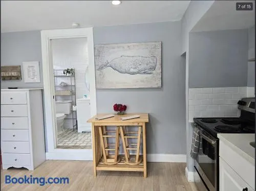 Hideaway Steps off Atlantic Ave - Private Studio - Image 1