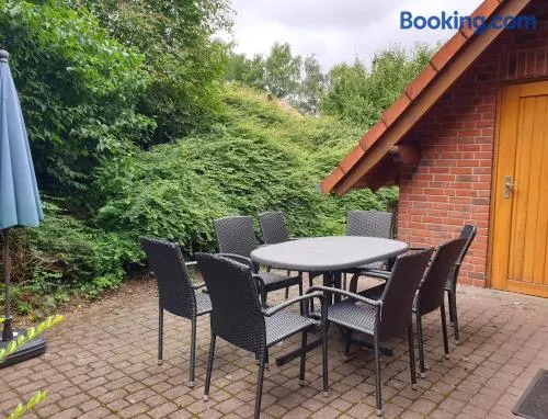Familienfreundliches gemütliches Ferienhaus mit Grill und Terrasse - Image 1
