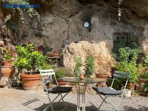 Atelier Du Rocher - Image 1